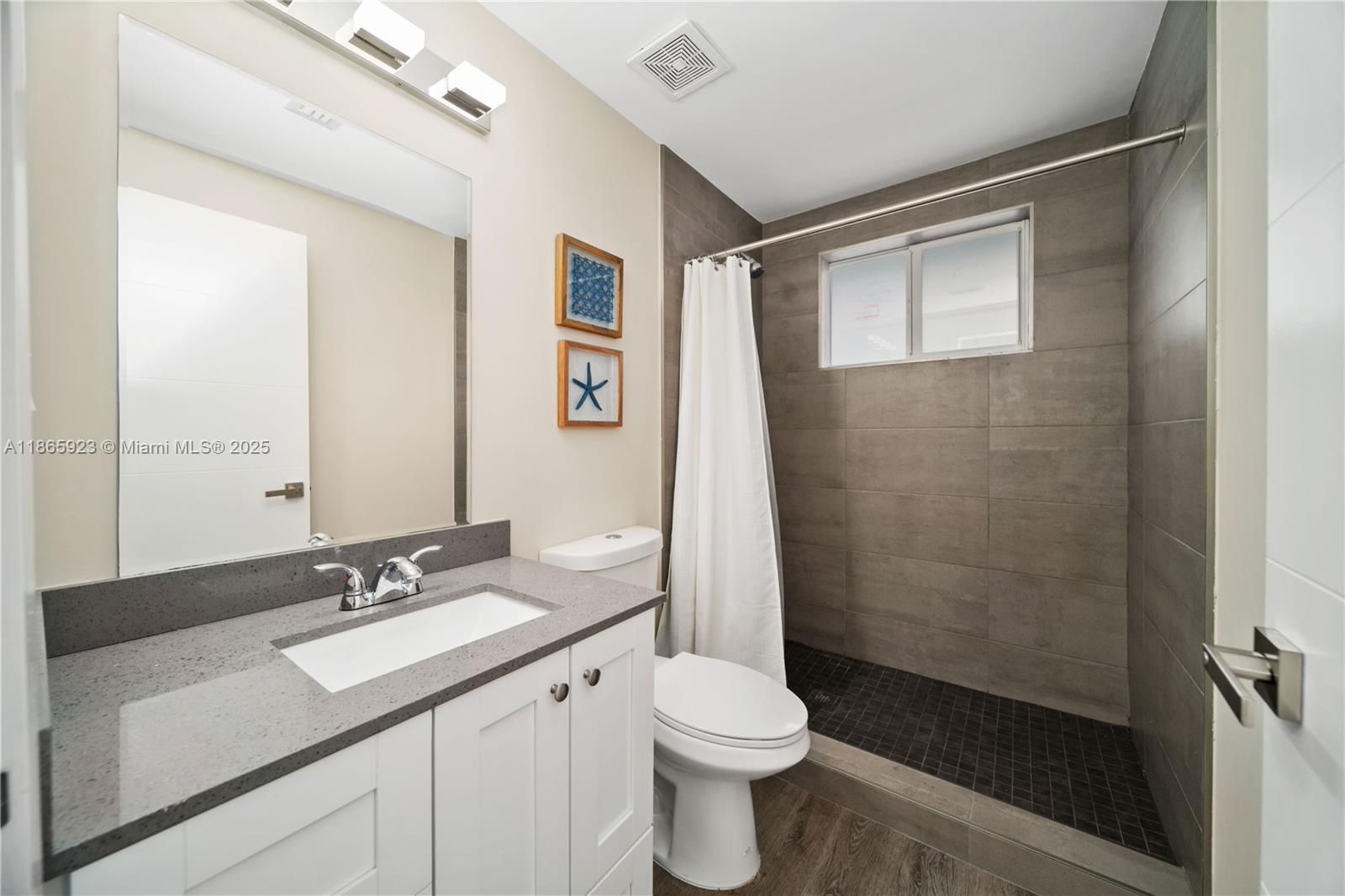   /  3000 sq. ft. $ 2025-08-26 0 Photo