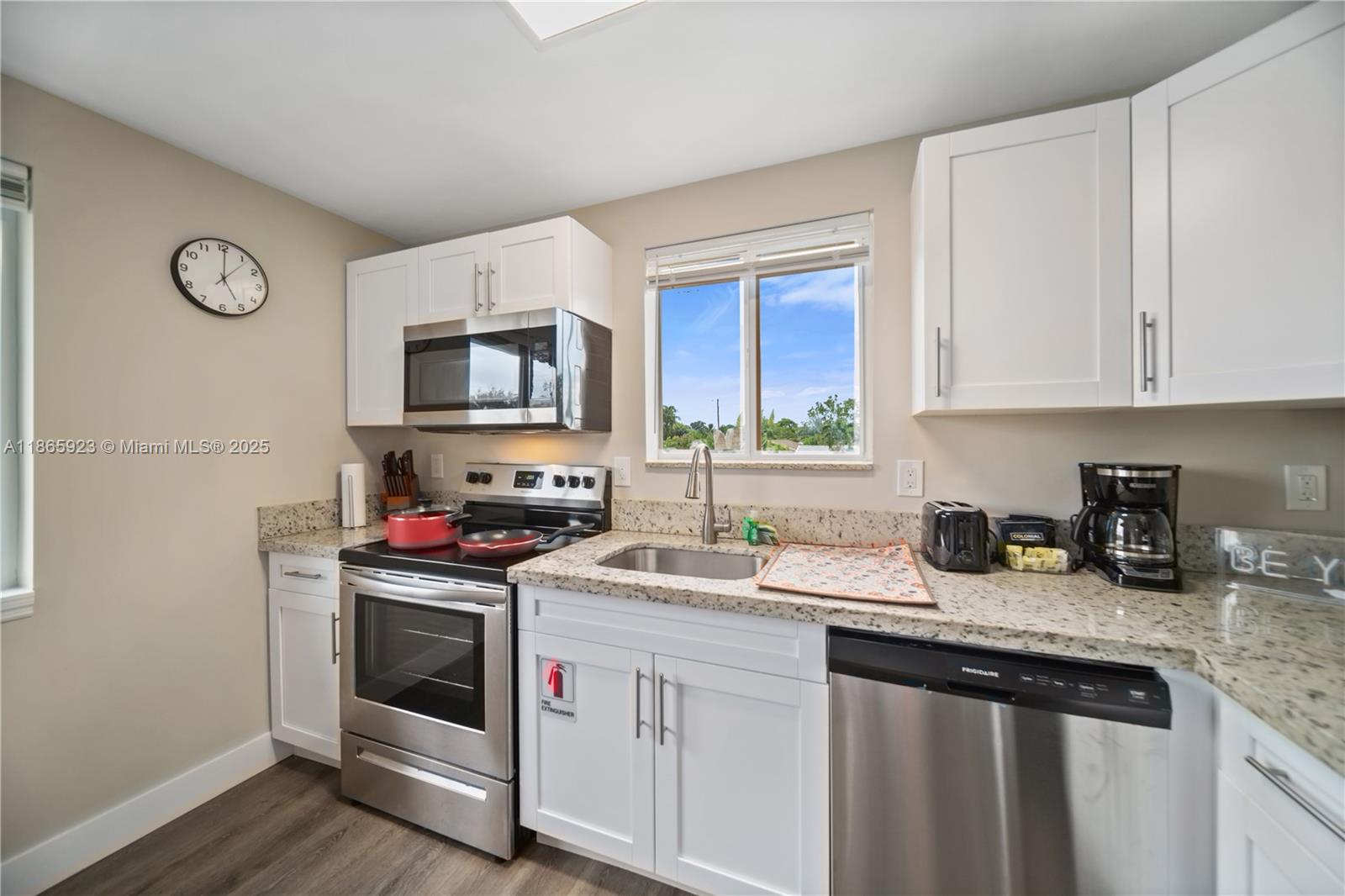   /  3000 sq. ft. $ 2025-08-26 0 Photo