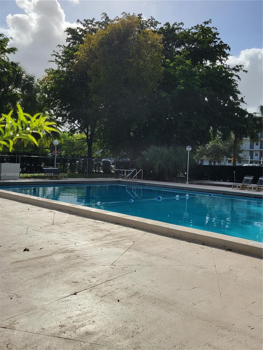 306 2 / 2 1100 sq. ft. $ 2025-08-26 0 Photo
