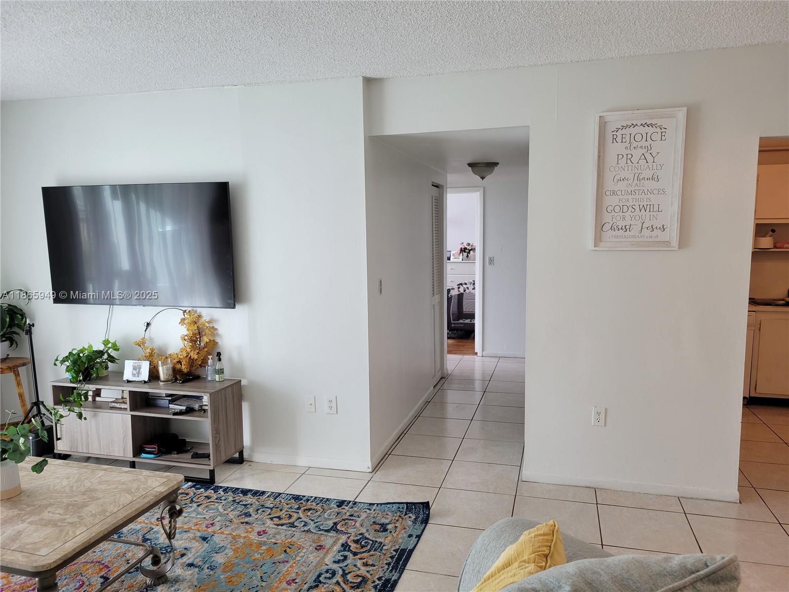 306 2 / 2 1100 sq. ft. $ 2025-08-26 0 Photo