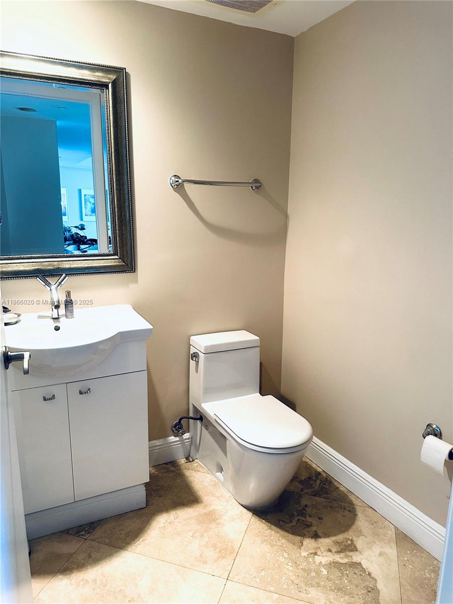 Photo of 17201 Collins Ave  #904, Sunny Isles Beach, Florida, 33160 -