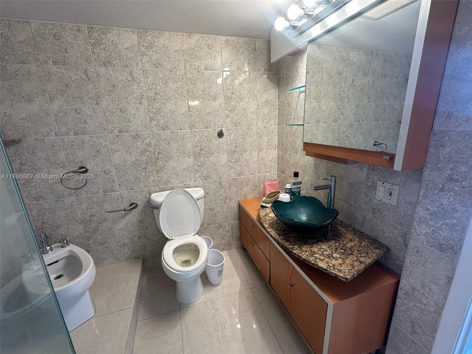 See details 1619 2 / 2 1275 sq. ft. $ 2025-08-26 0 Photo