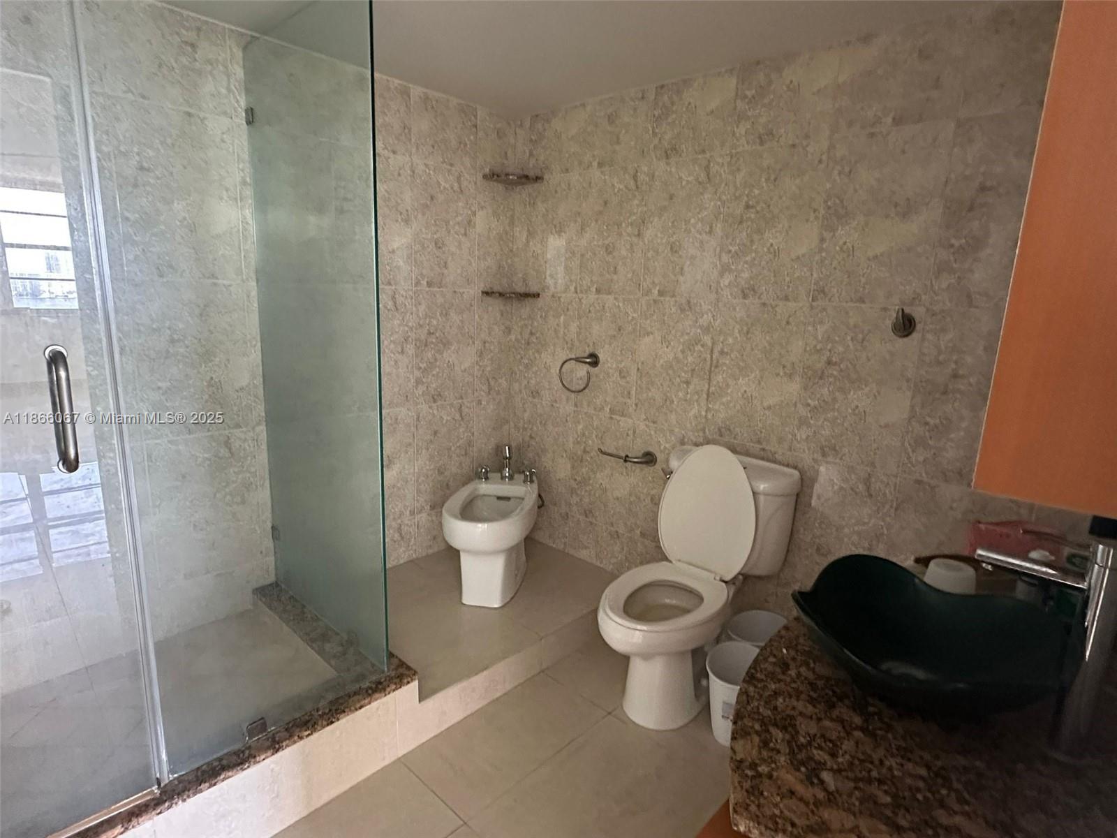 See details 1619 2 / 2 1275 sq. ft. $ 2025-08-26 0 Photo