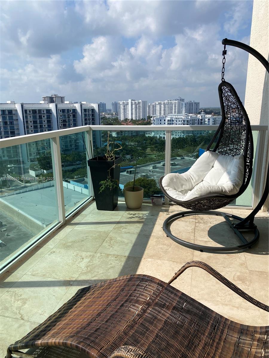 Photo of 3330 190th St  #1416, Aventura, Florida, 33180 - 