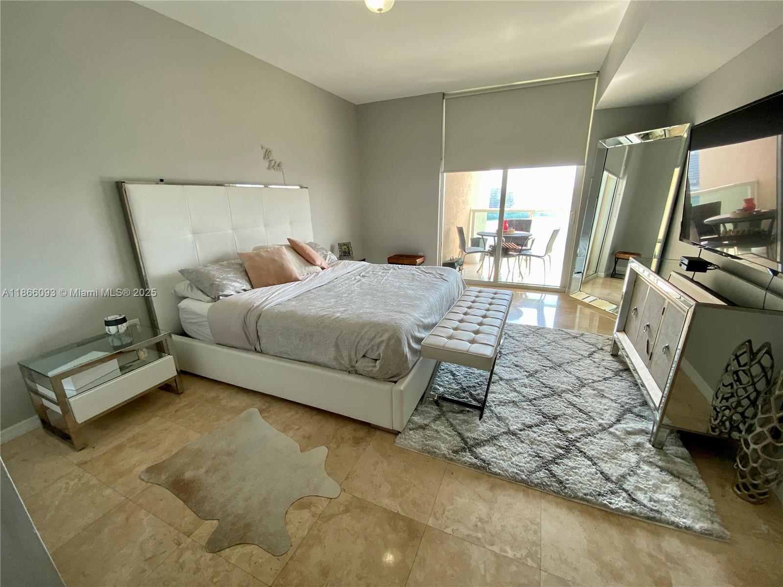 Photo of 3330 190th St  #1416, Aventura, Florida, 33180 - 