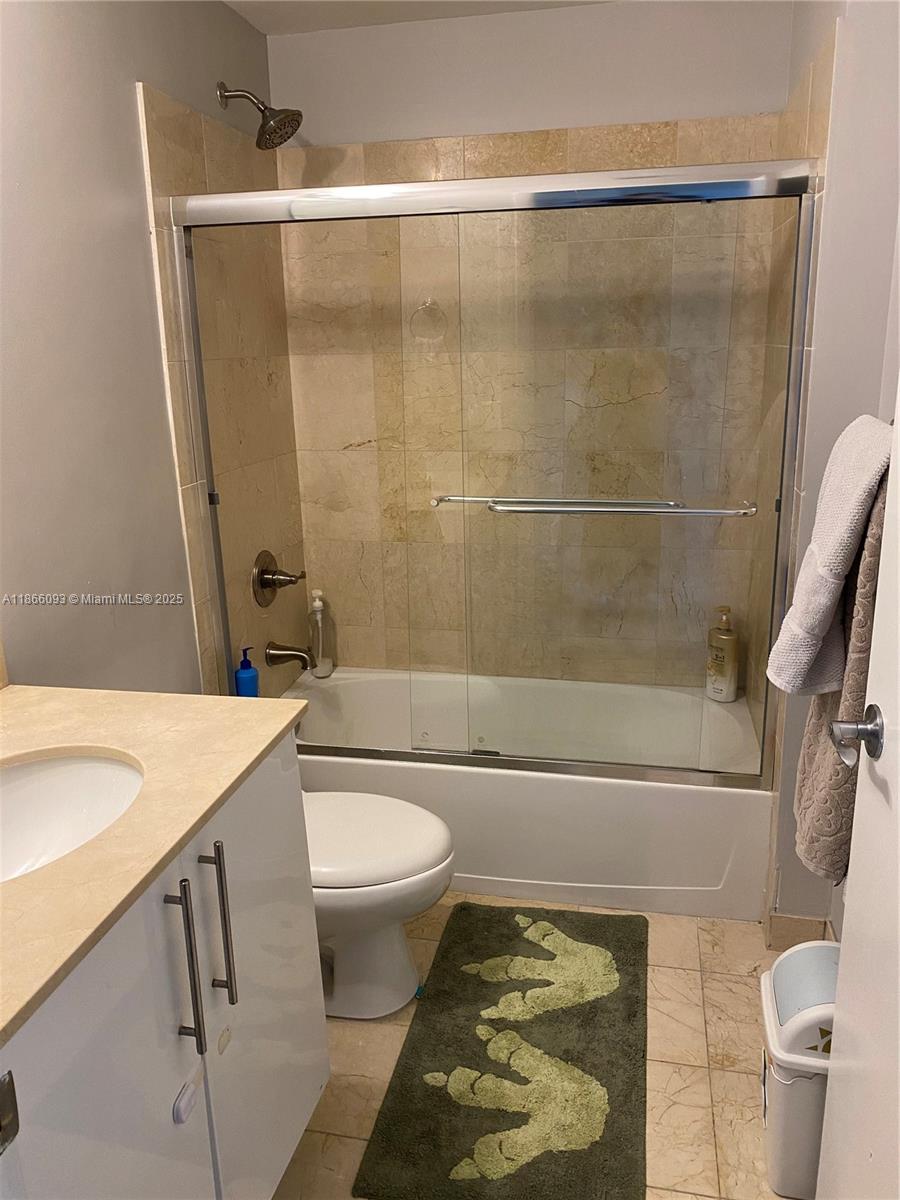 Photo of 3330 190th St  #1416, Aventura, Florida, 33180 - 