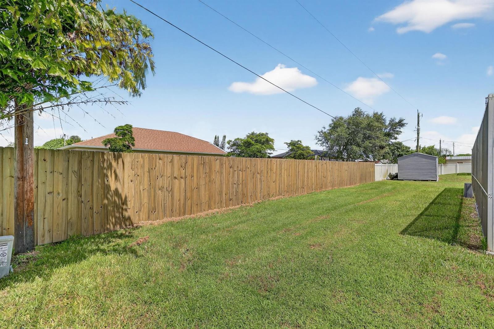 143 3 / 2 1593 sq. ft. $ 2026-01-03 0 foto