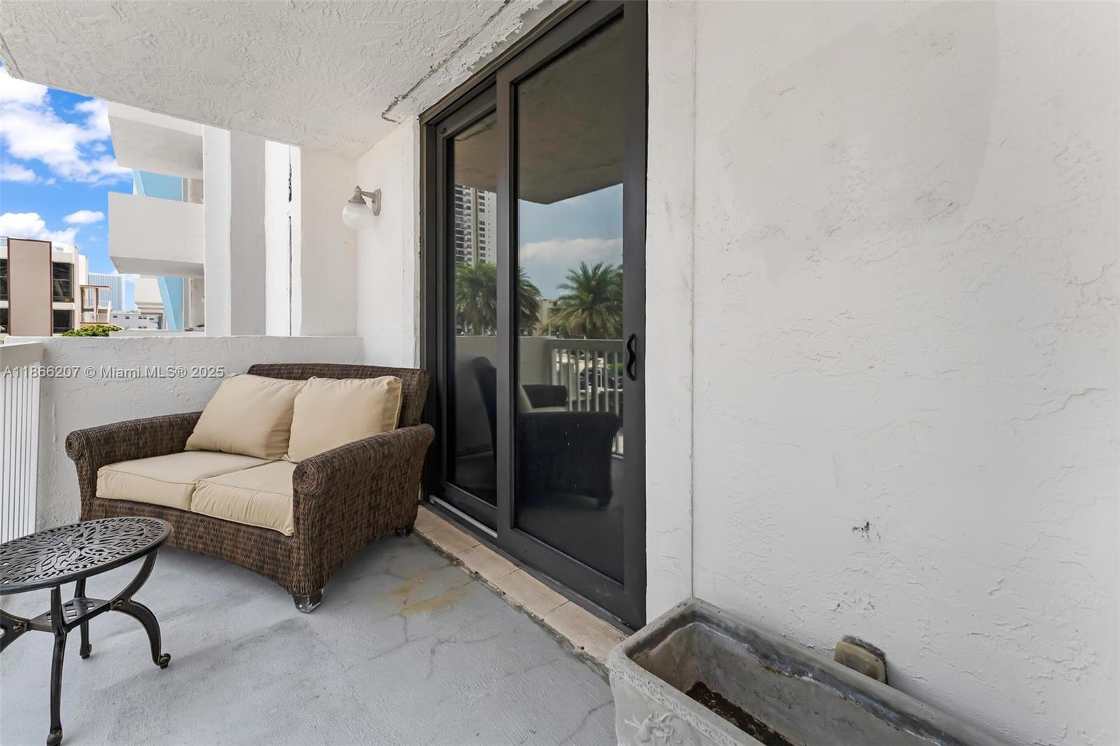 Photo of 1500 Ocean Dr  #2G, Hollywood, Florida, 33019 - 