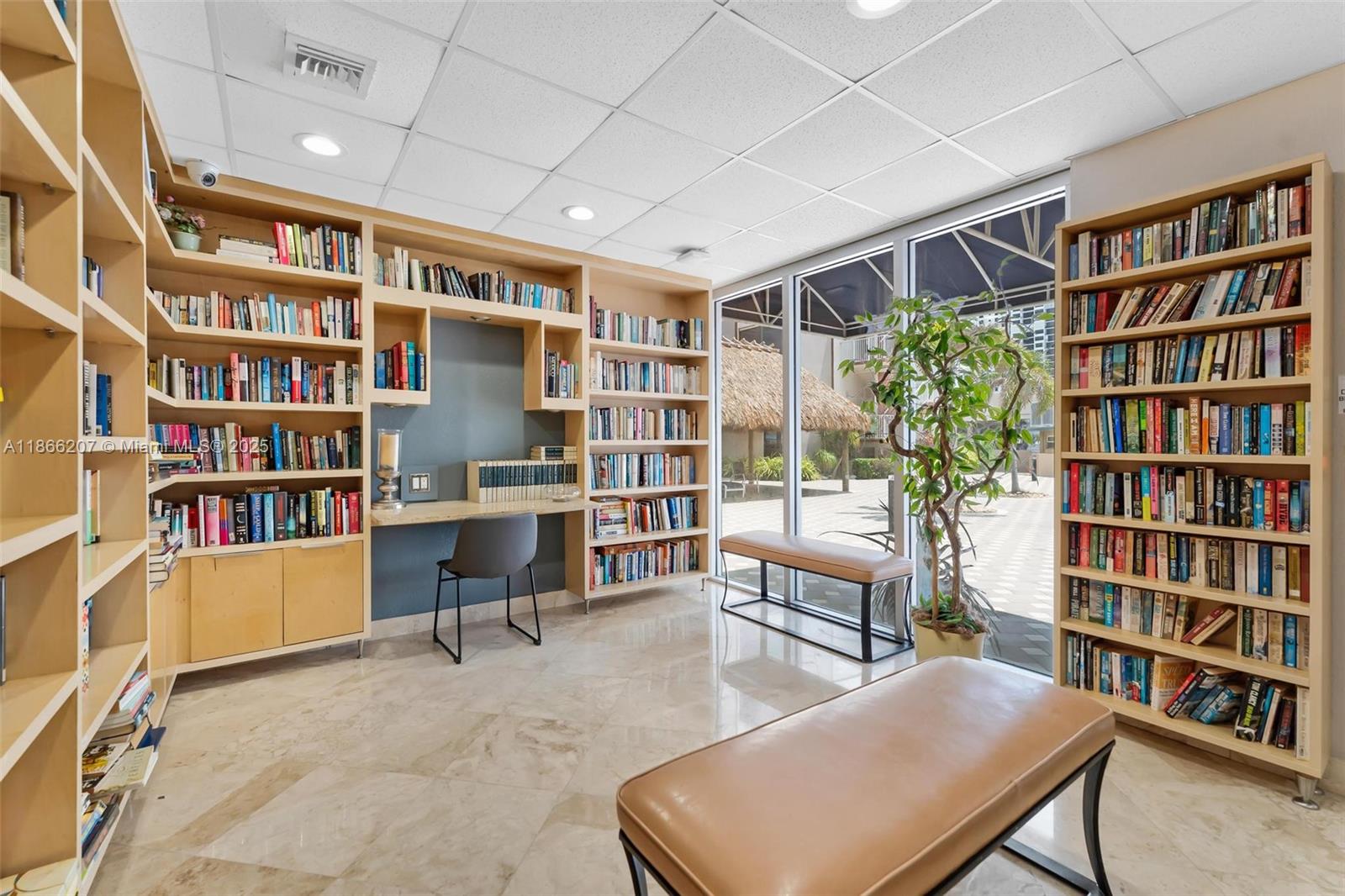 Photo of 1500 Ocean Dr  #2G, Hollywood, Florida, 33019 - 