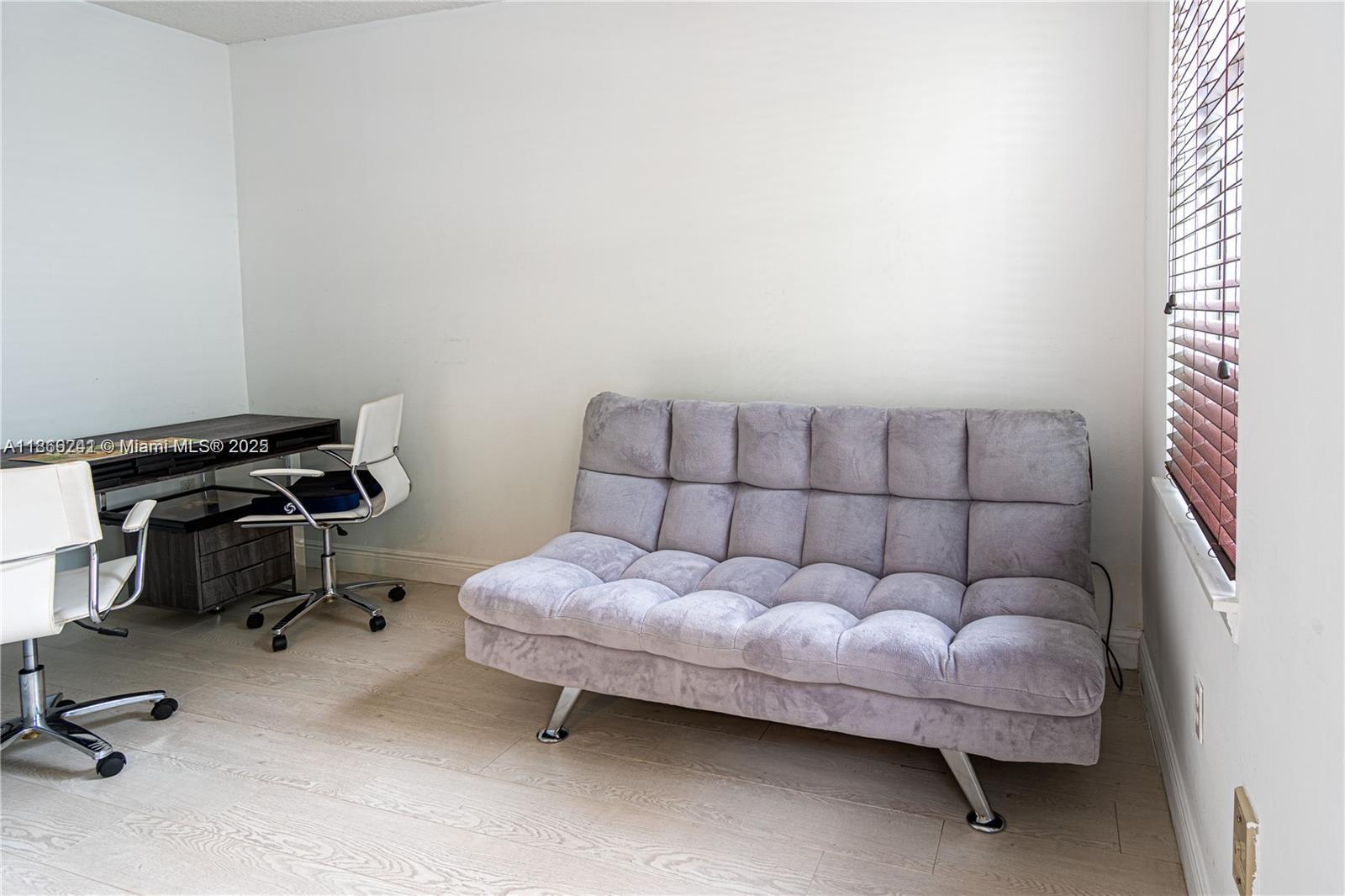 Photo of 2069 Ocean Dr (2069), Hallandale Beach, Florida, 33009 -