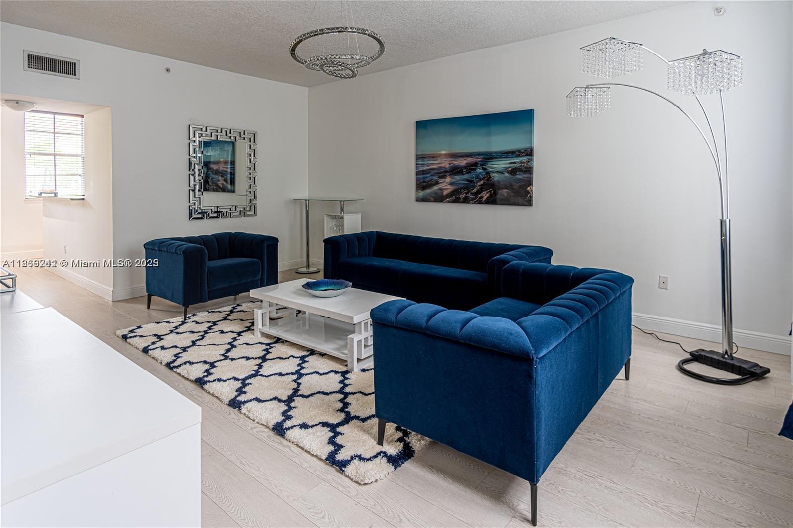 Photo of 2069 Ocean Dr (2069), Hallandale Beach, Florida, 33009 -