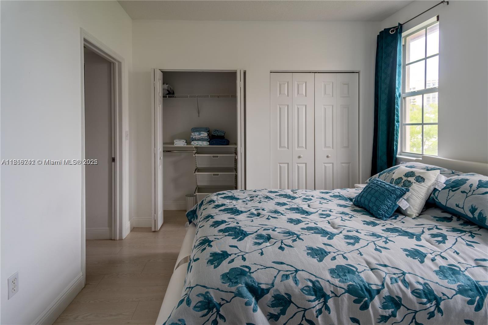 Photo of 2069 Ocean Dr (2069), Hallandale Beach, Florida, 33009 -