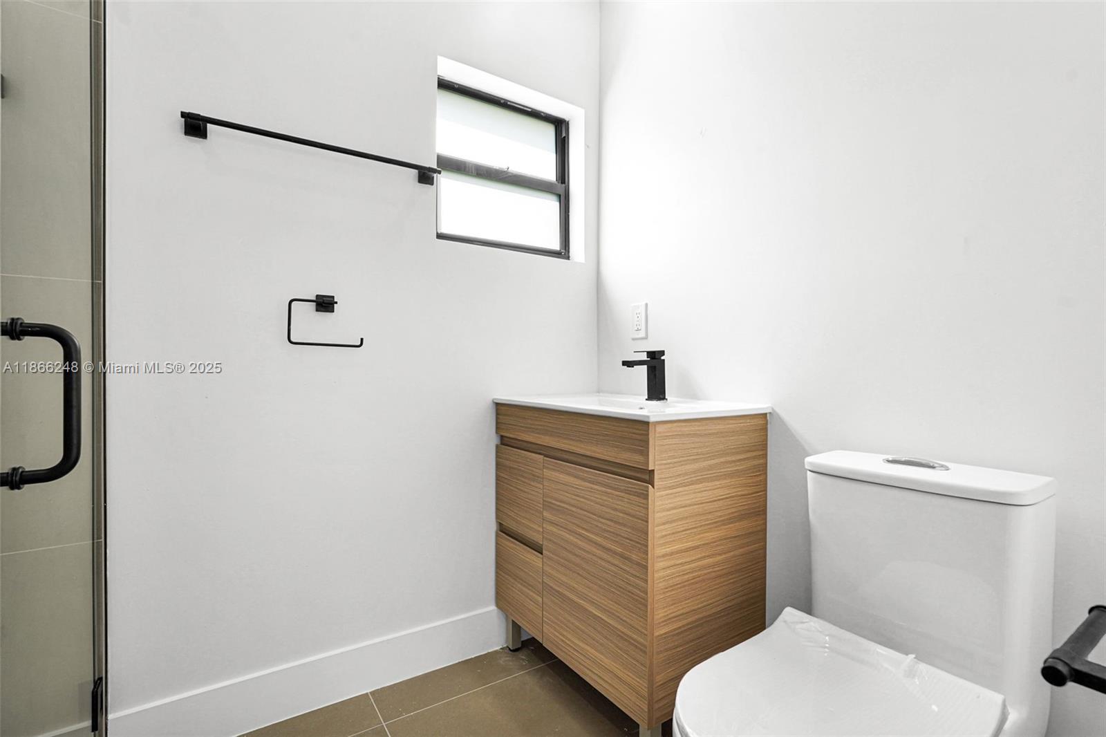 See details / 1218 sq. ft. $ 2025-08-27 0 Photo