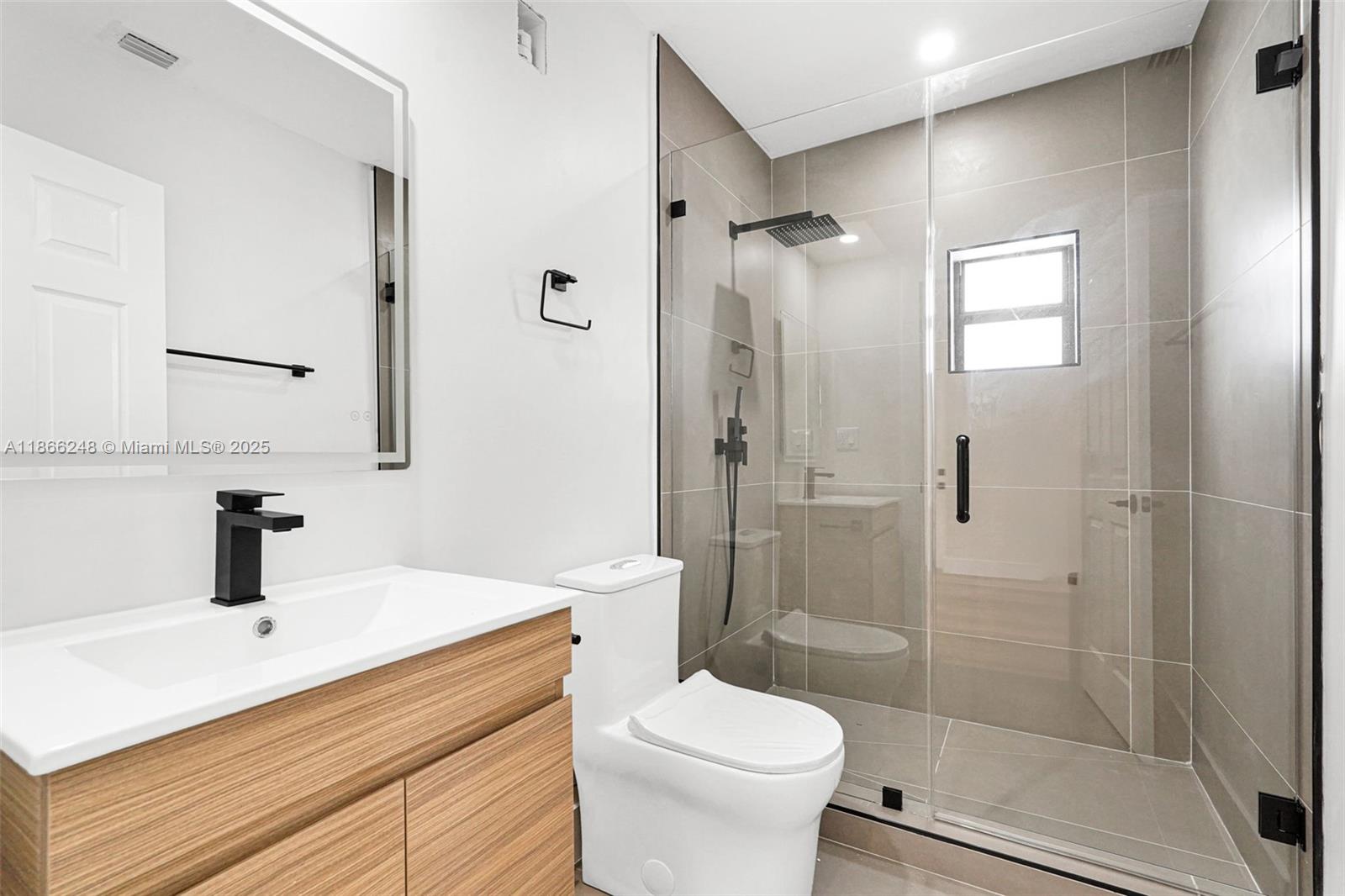 See details / 1218 sq. ft. $ 2025-08-27 0 Photo