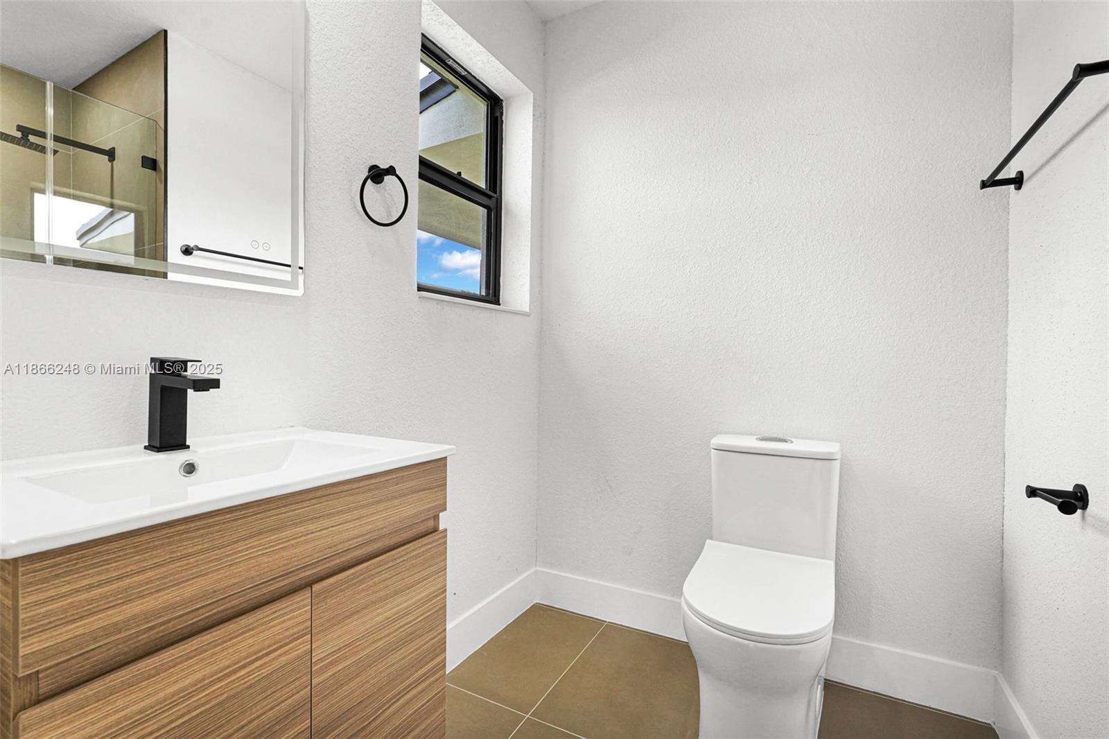 See details / 1218 sq. ft. $ 2025-08-27 0 Photo