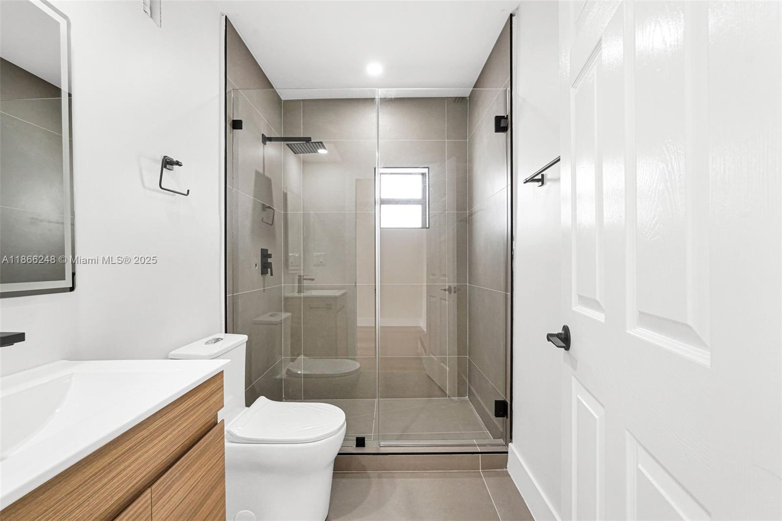 See details / 1218 sq. ft. $ 2025-08-27 0 Photo