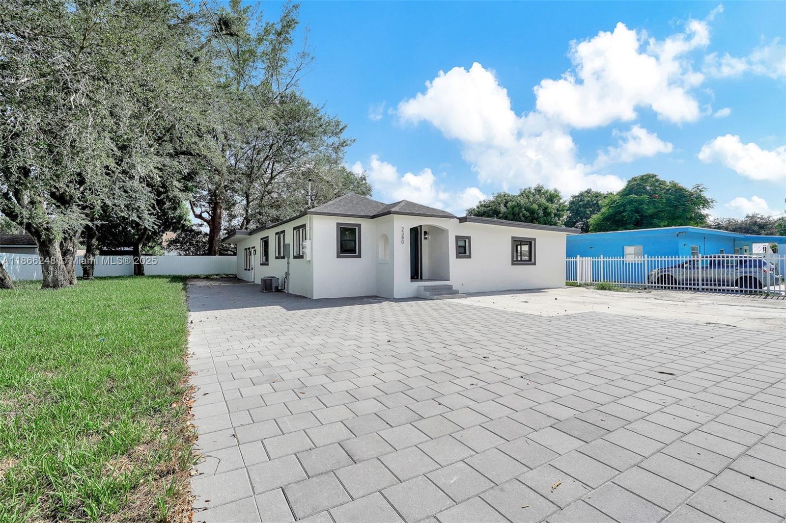 See details / 1218 sq. ft. $ 2025-08-27 0 Photo