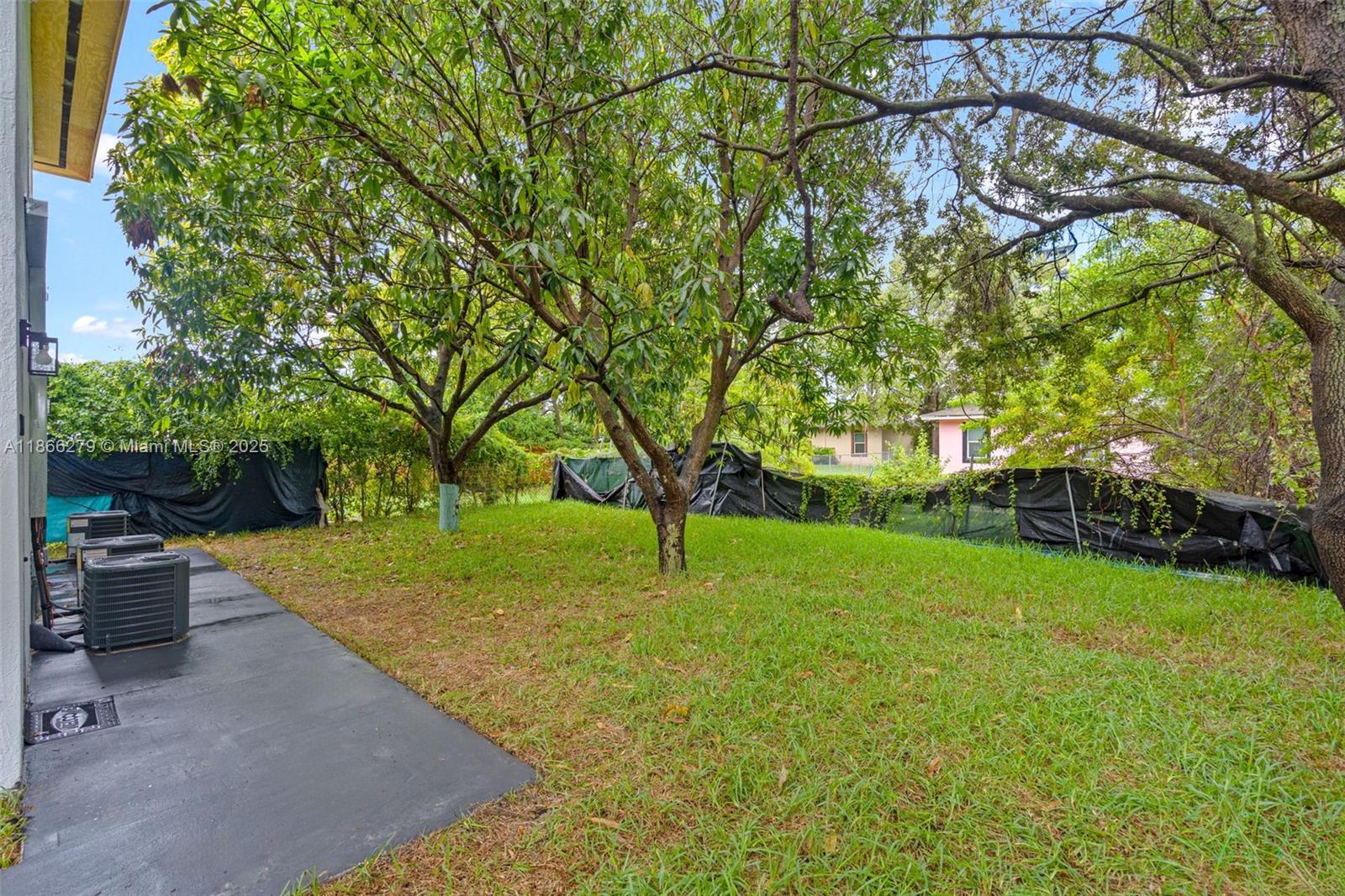 See details / 3048 sq. ft. $ 2025-08-27 0 Photo