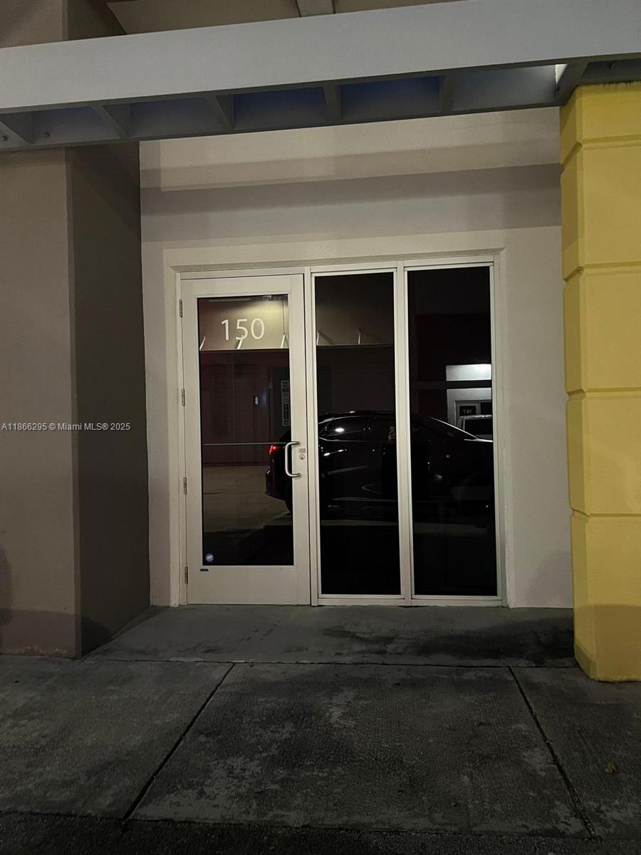 150  /   sq. ft. $ 2025-08-27 0 Photo