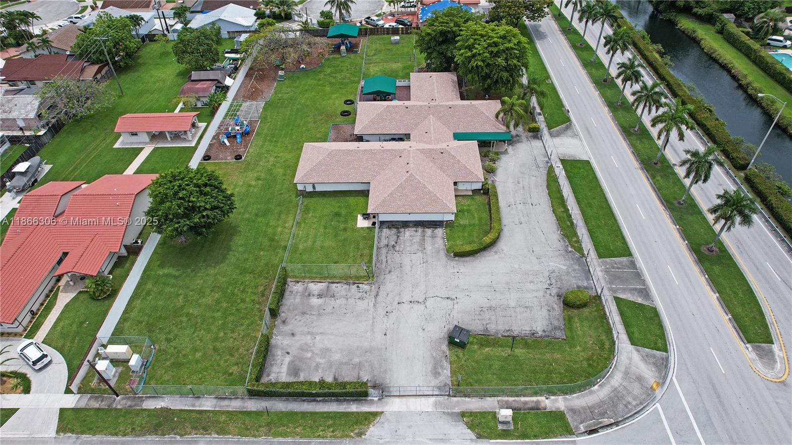 See details / sq. ft. $ 2025-08-27 0 Photo