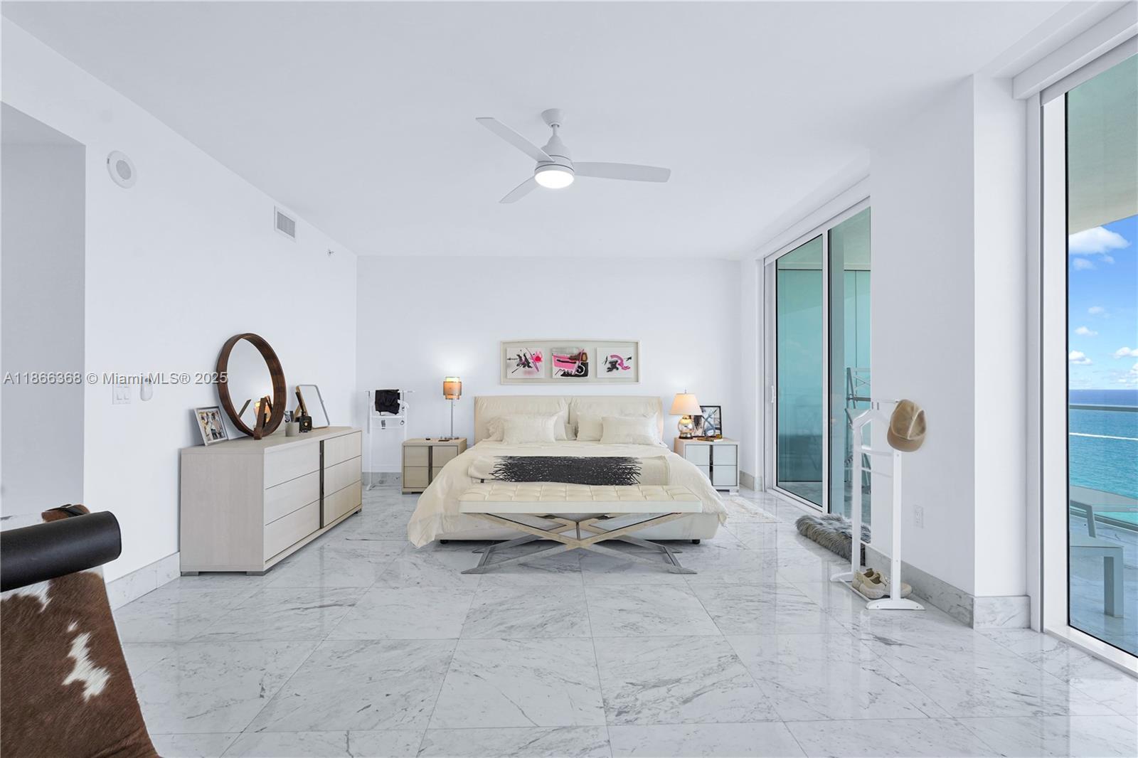 Photo of 3951 Ocean Dr  #1901, Hollywood, Florida, 33019 - 
