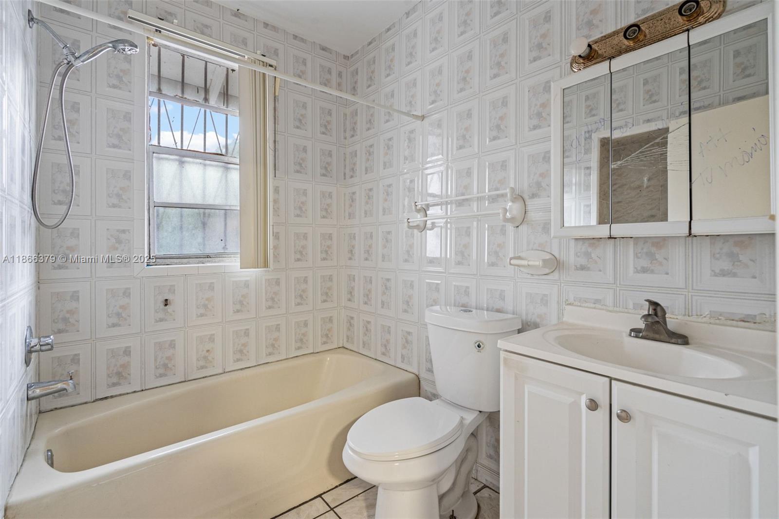 See details / sq. ft. $ 2025-08-27 0 Photo