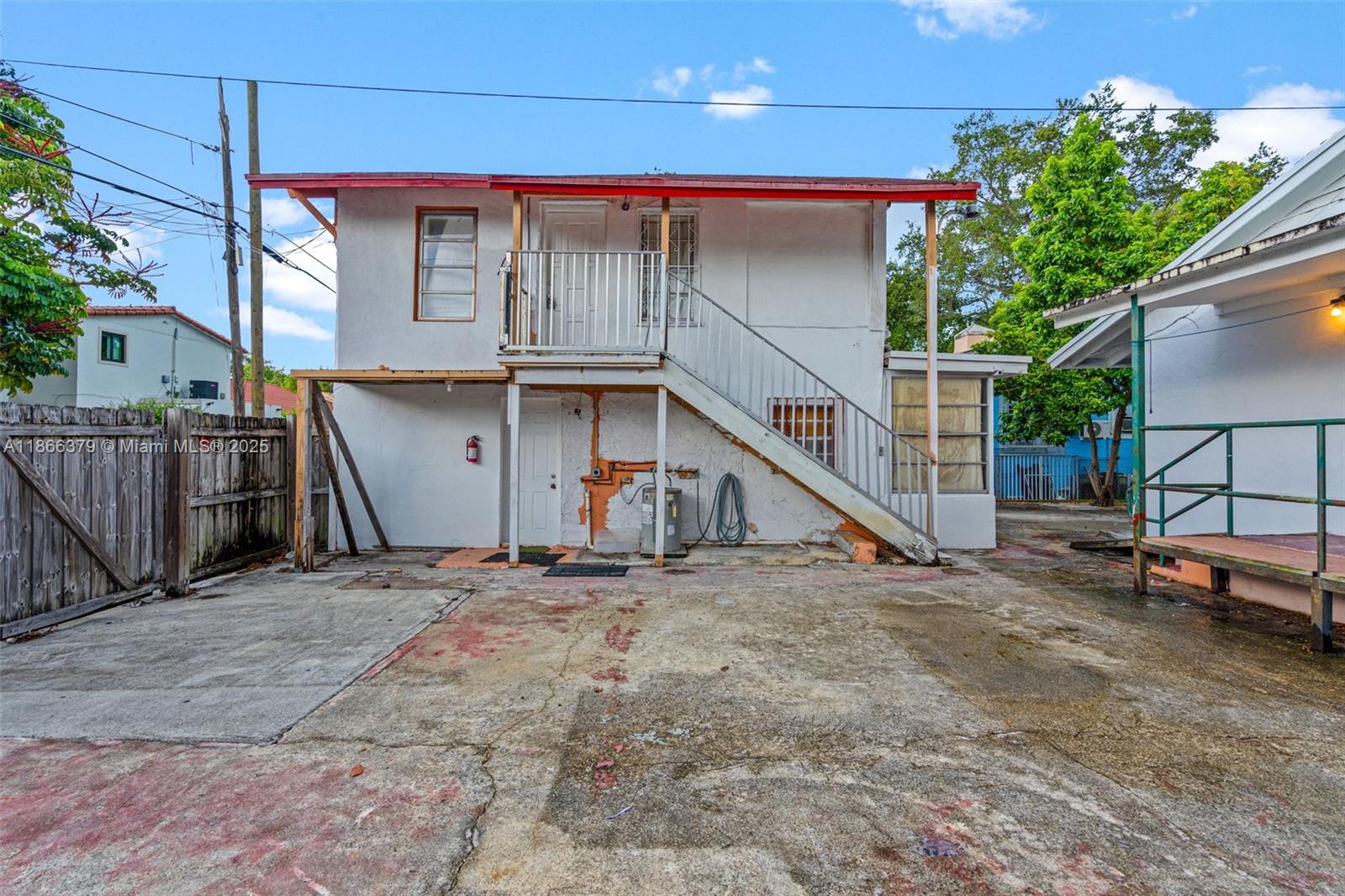 See details / sq. ft. $ 2025-08-27 0 Photo