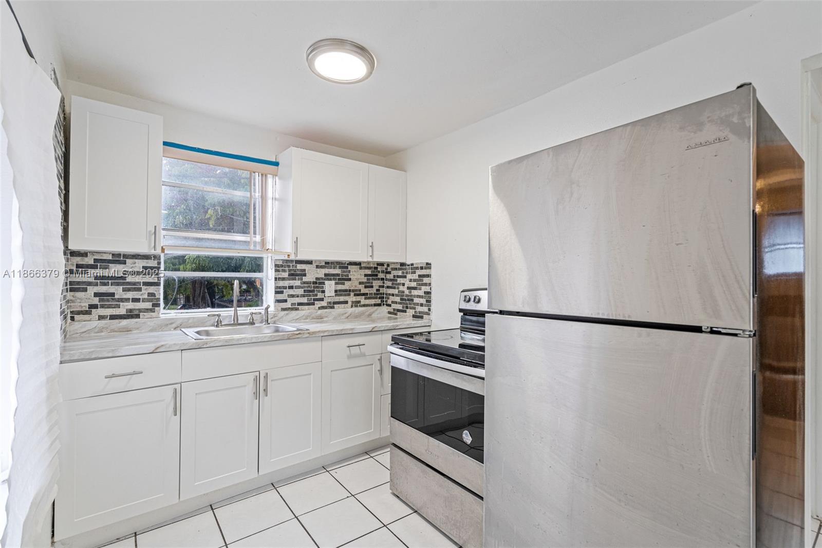 See details / sq. ft. $ 2025-08-27 0 Photo