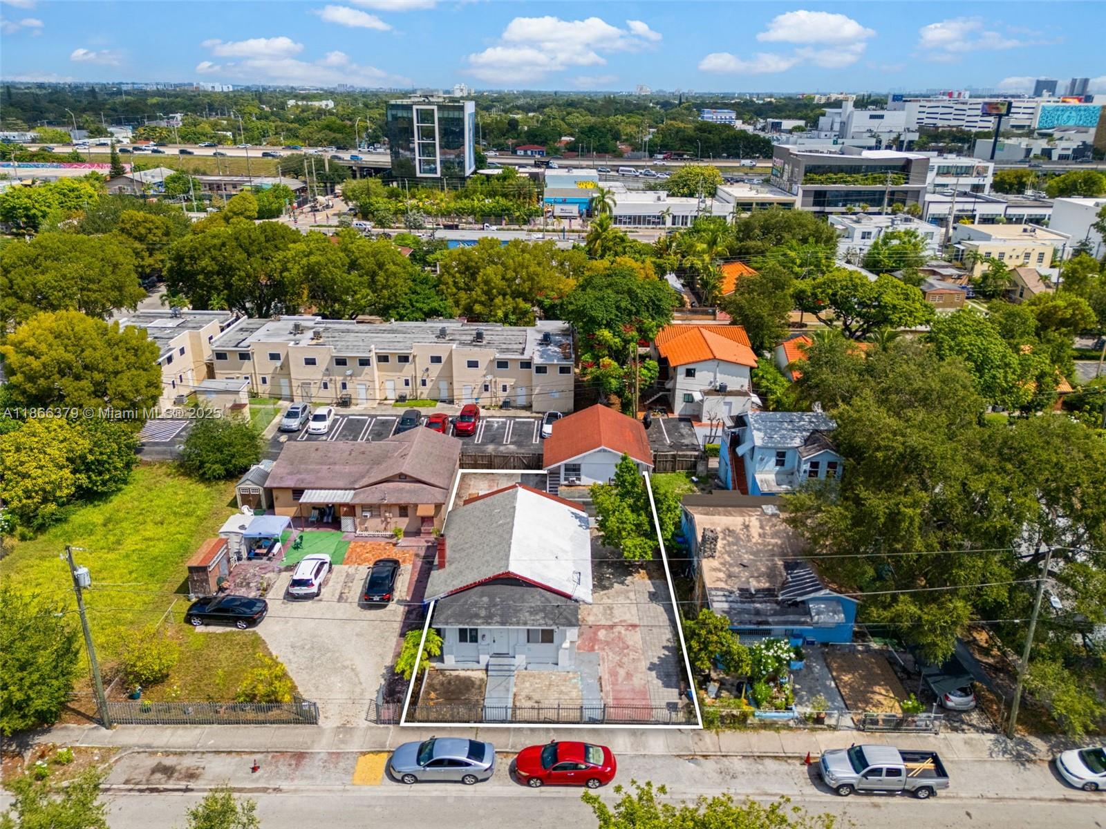 See details / sq. ft. $ 2025-08-27 0 Photo