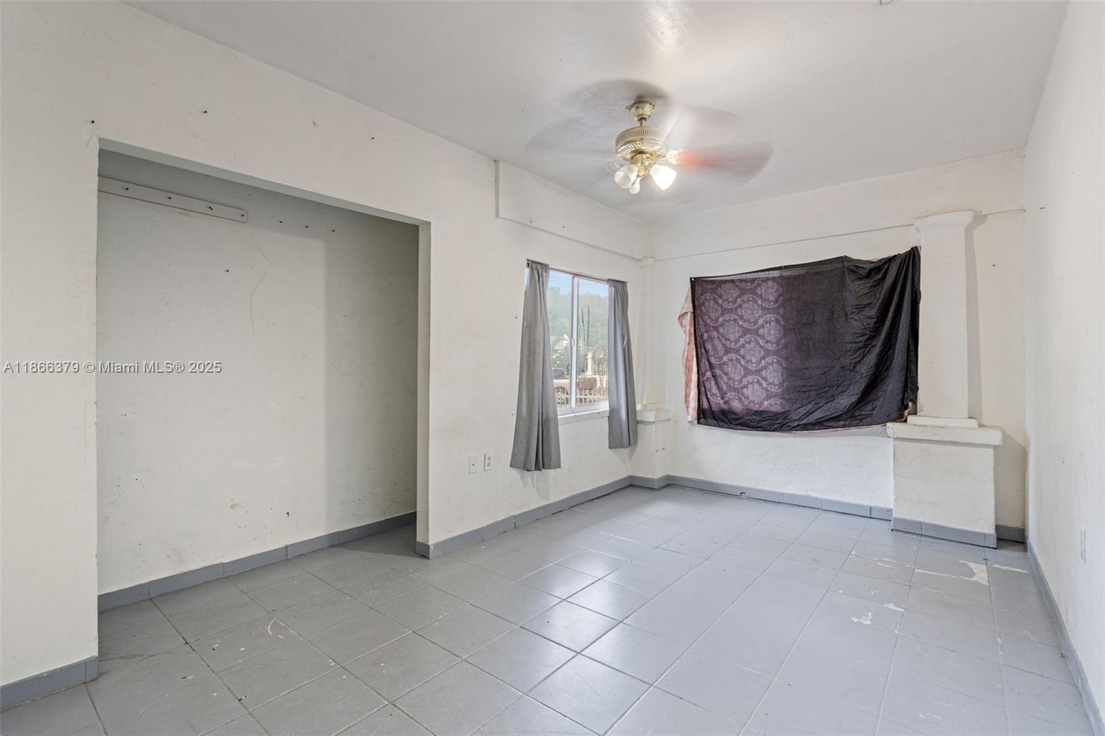 See details / sq. ft. $ 2025-08-27 0 Photo