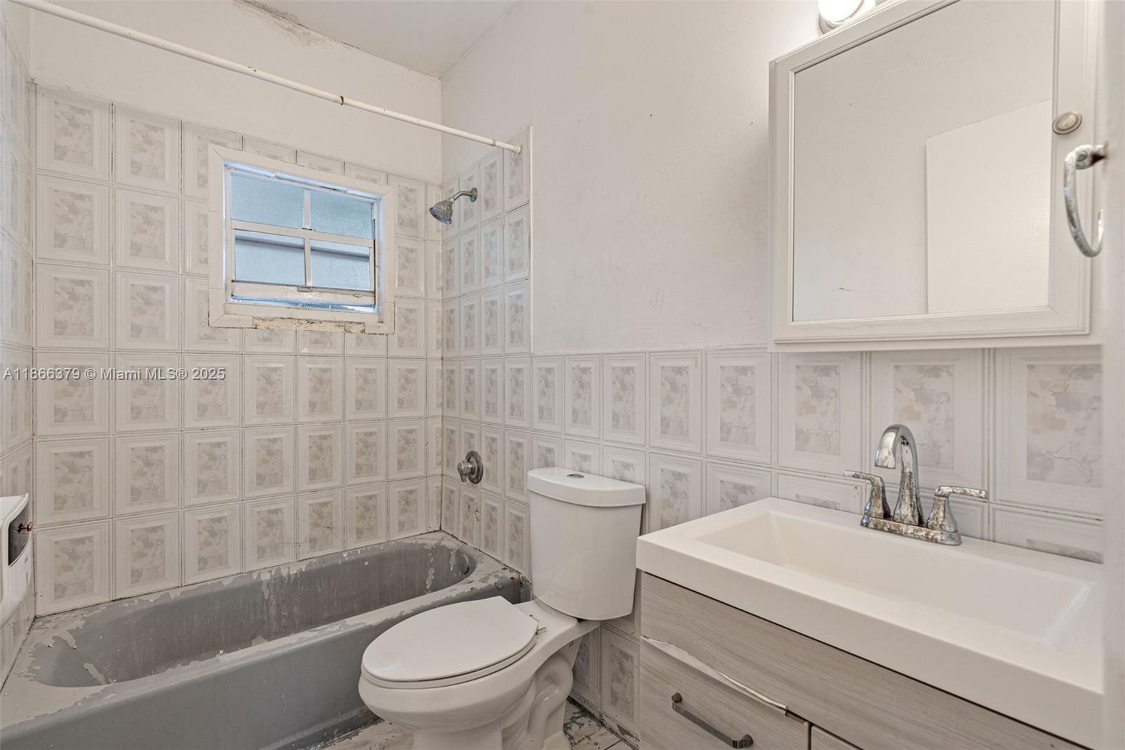 See details / sq. ft. $ 2025-08-27 0 Photo