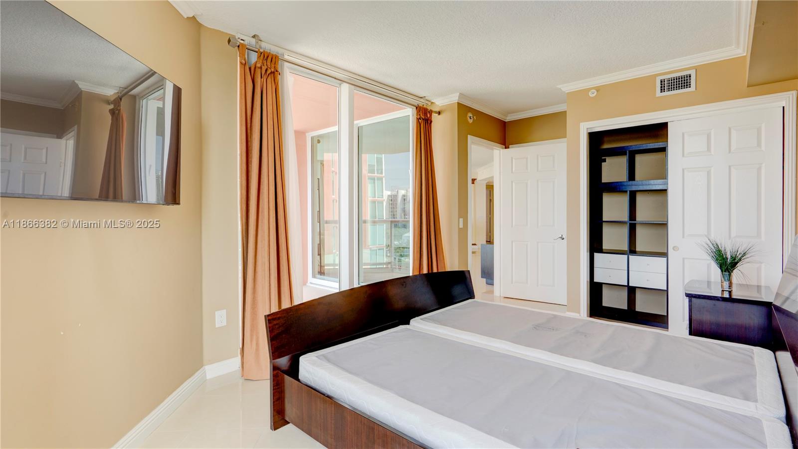Photo of 3370 Hidden Bay Dr  #909, Aventura, Florida, 33180 - 