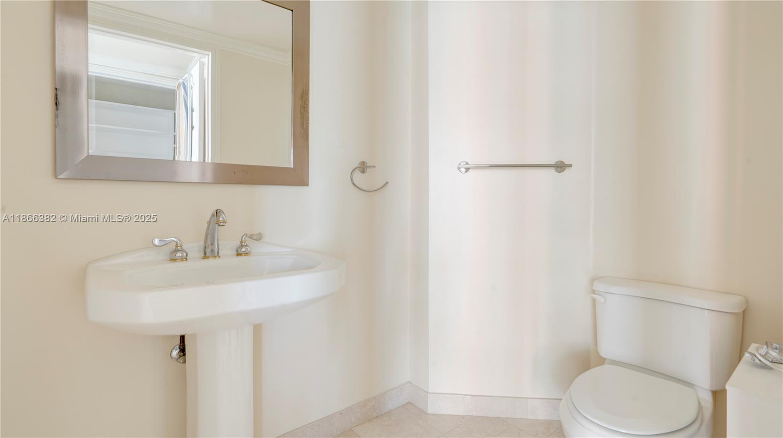 Photo of 3370 Hidden Bay Dr  #909, Aventura, Florida, 33180 - 