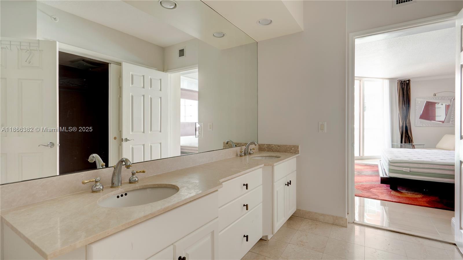 Photo of 3370 Hidden Bay Dr  #909, Aventura, Florida, 33180 - 