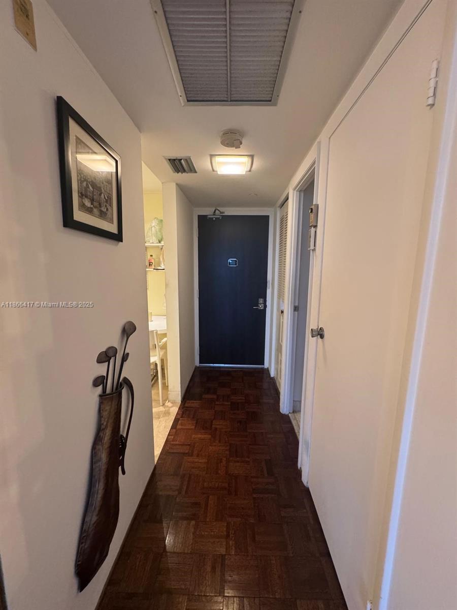 Photo of 20335 Country Club Dr #1105, Aventura, Florida, 33180 -