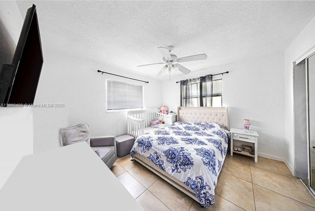 See details / 3381 sq. ft. $ 2025-08-27 0 Photo