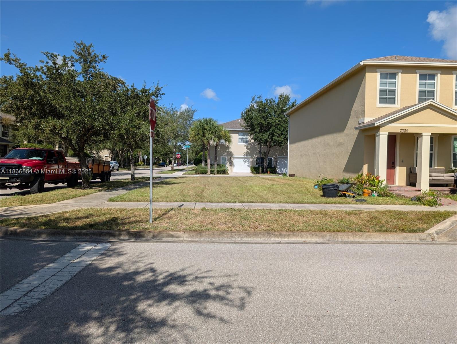 See details / sq. ft. $ 2025-08-27 0 Photo