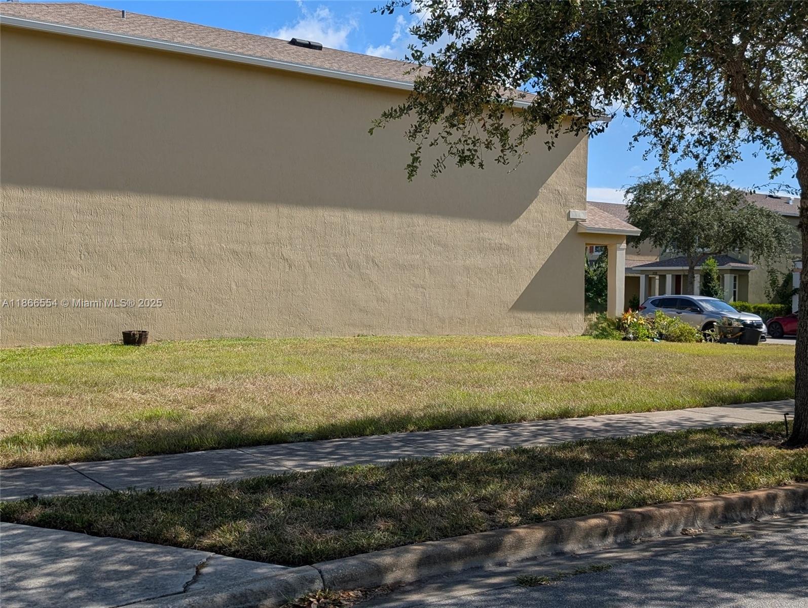 See details / sq. ft. $ 2025-08-27 0 Photo