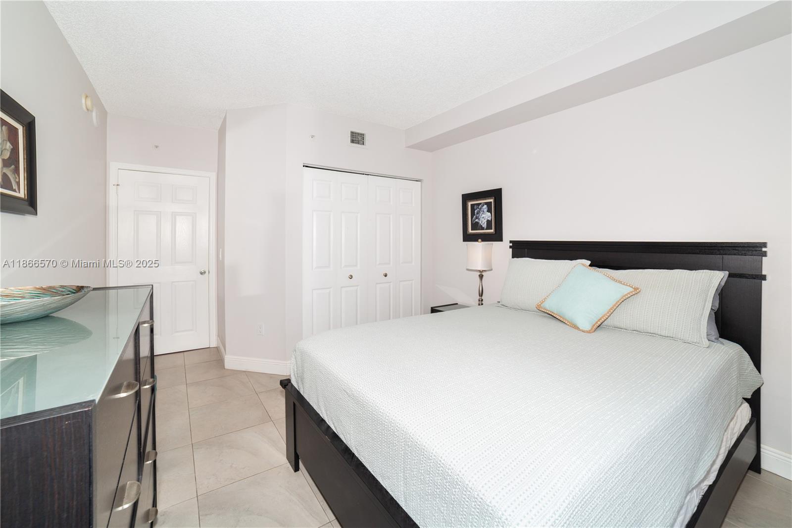 Photo of 17100 Bay Rd #1802, Sunny Isles Beach, Florida, 33160 -