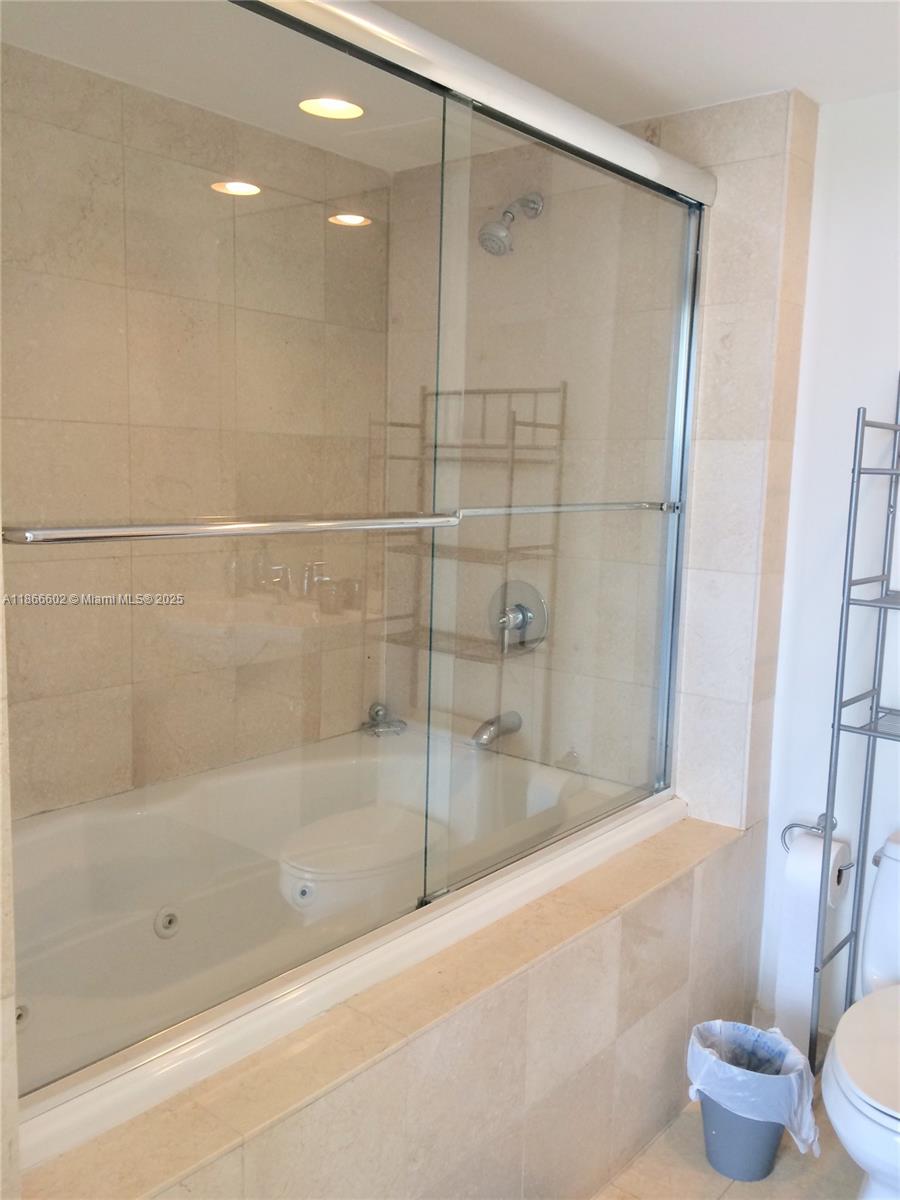 See details 4407 1 / 1 871 sq. ft. $ 2025-08-27 0 Photo