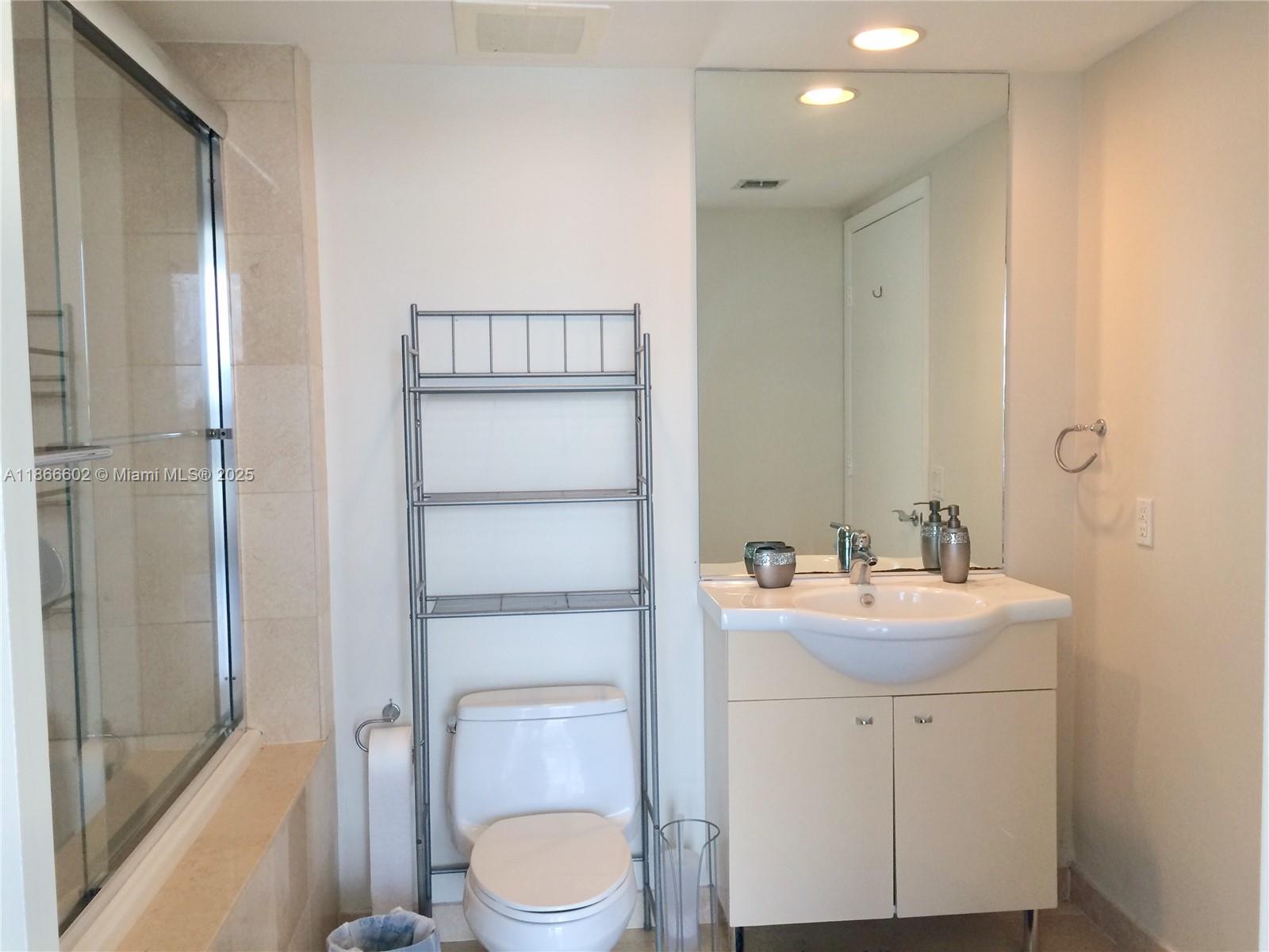 See details 4407 1 / 1 871 sq. ft. $ 2025-08-27 0 Photo