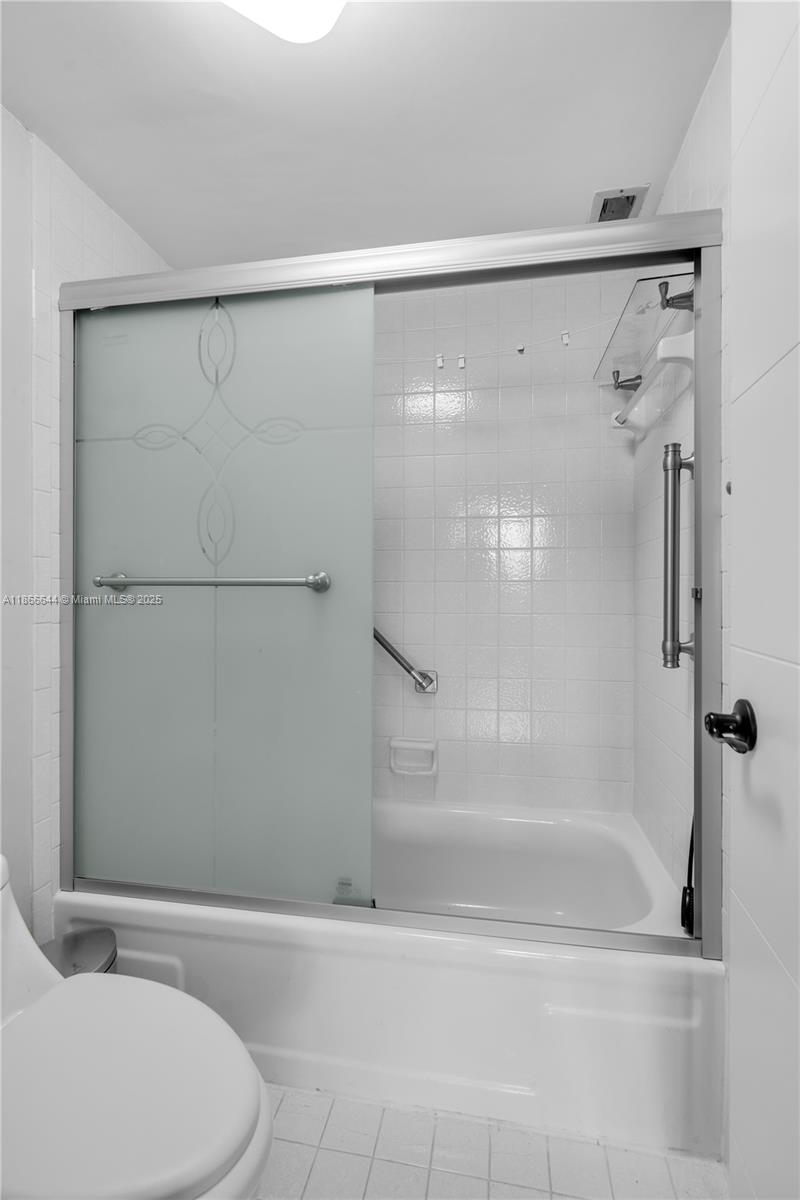 Photo of 600 Three Islands Blvd #310, Hallandale Beach, Florida, 33009 -