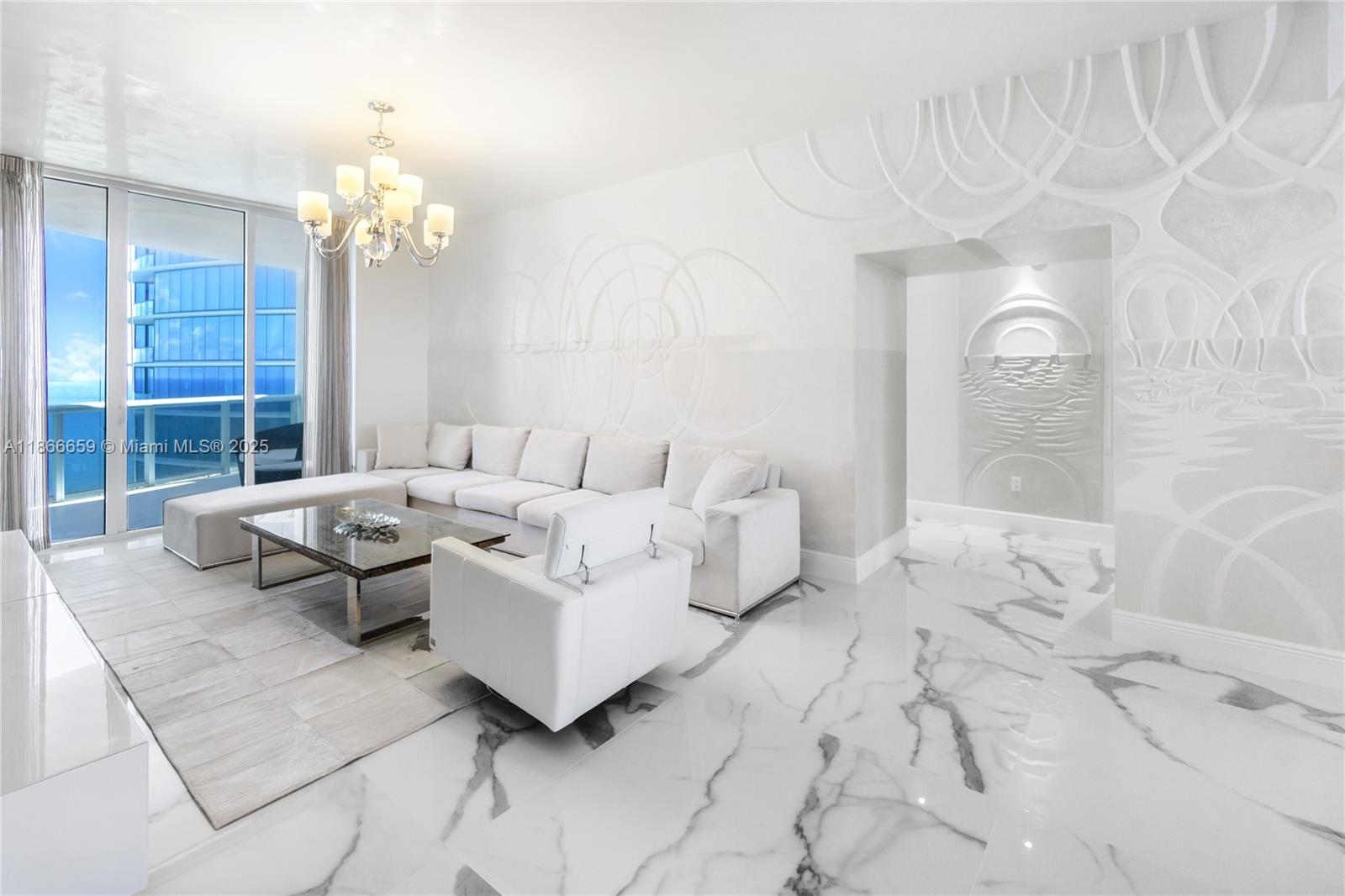 See details 2606 2 / 4 2558 sq. ft. $ 2025-08-27 0 Photo