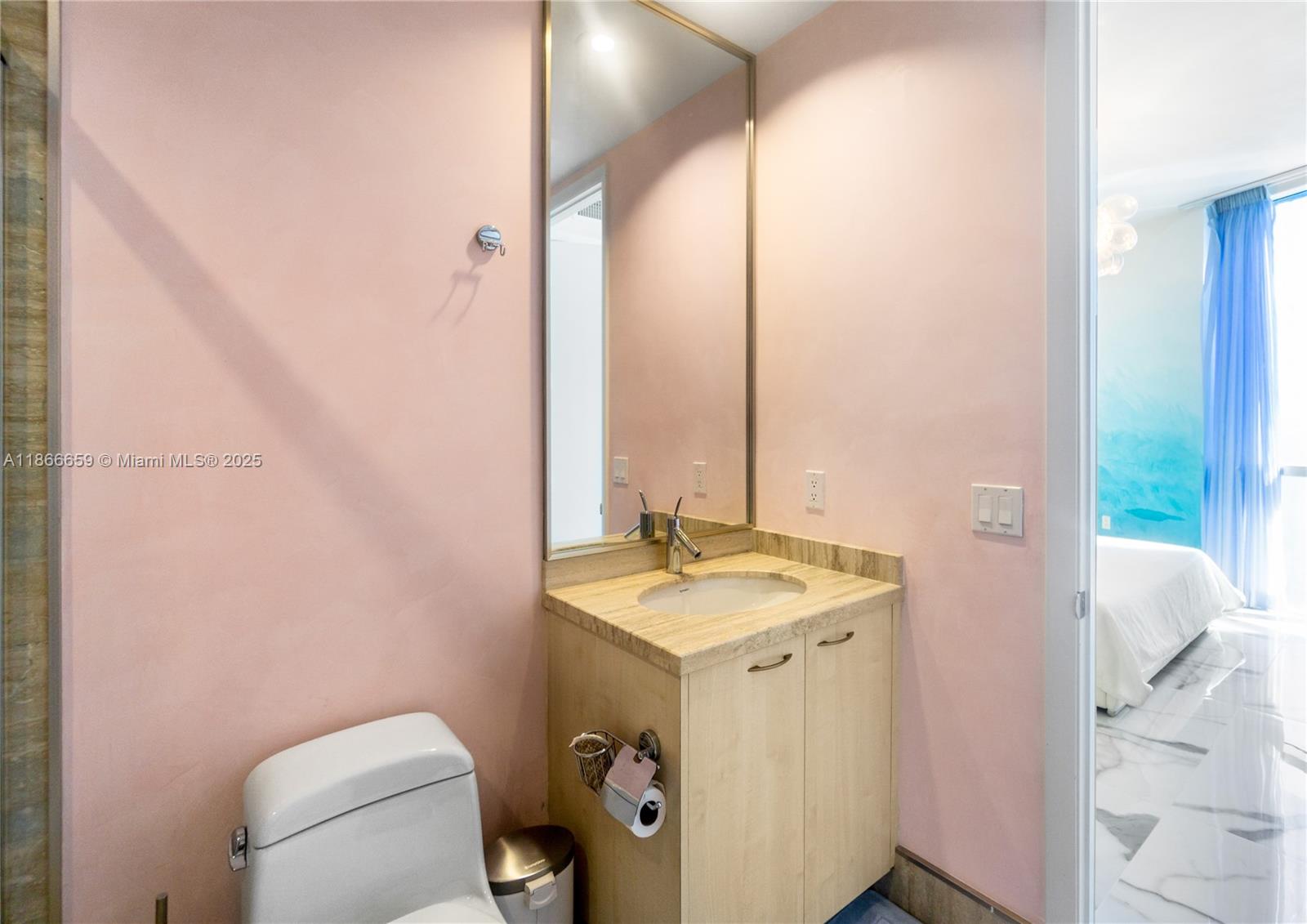 See details 2606 2 / 4 2558 sq. ft. $ 2025-08-27 0 Photo