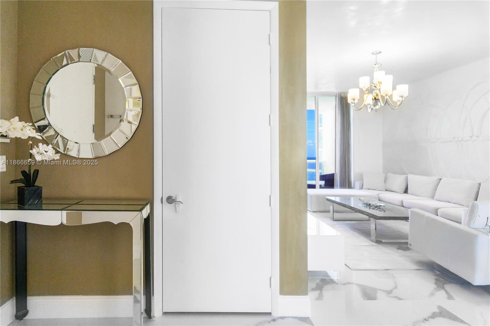 See details 2606 2 / 4 2558 sq. ft. $ 2025-08-27 0 Photo