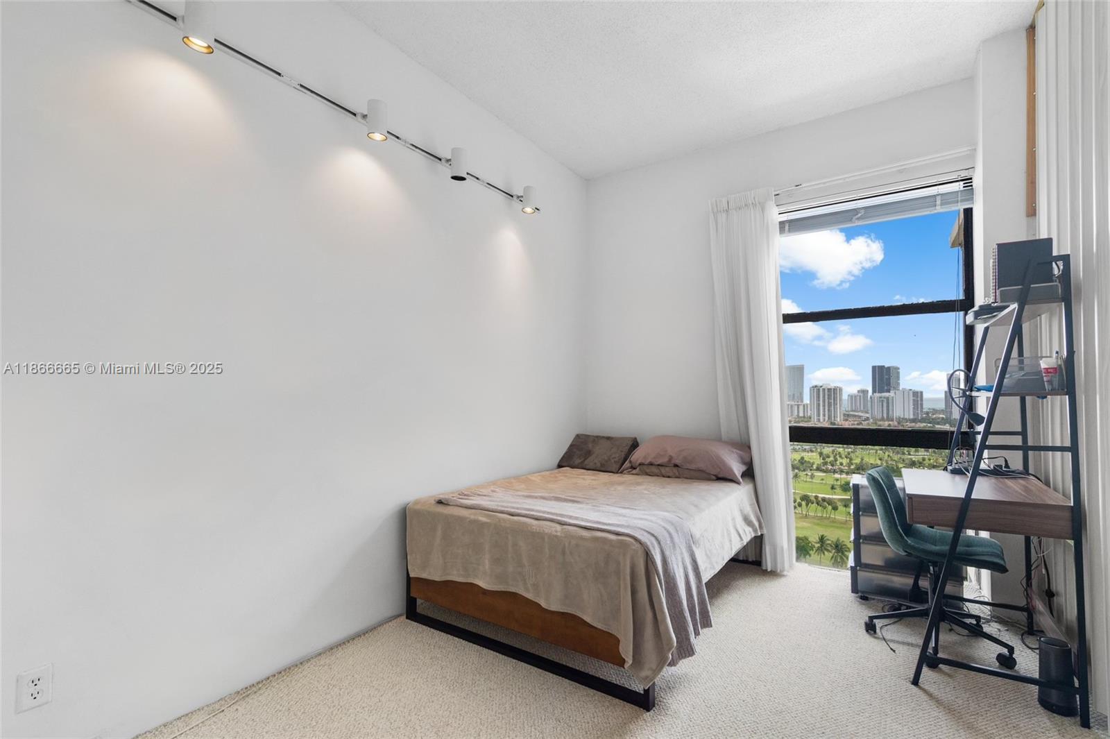 Photo of 20301 Country Club Dr  #PH-28, Aventura, Florida, 33180 - 
