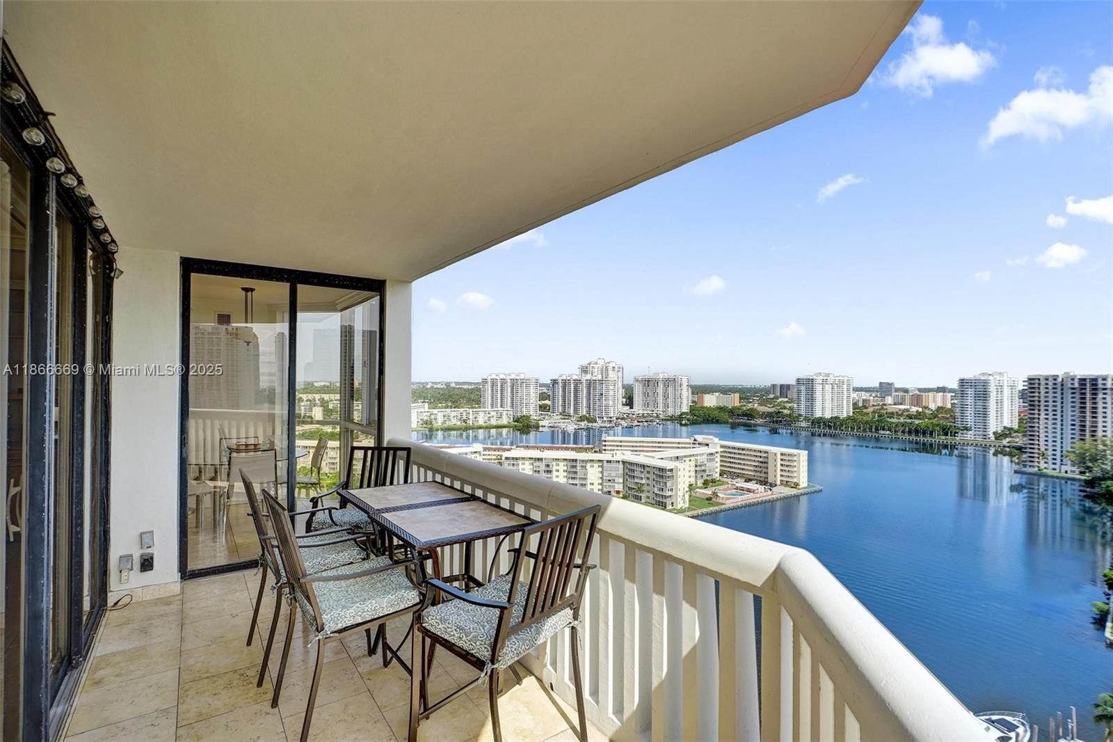 1909 3 / 3 1950 sq. ft. $ 2025-08-27 0 Photo