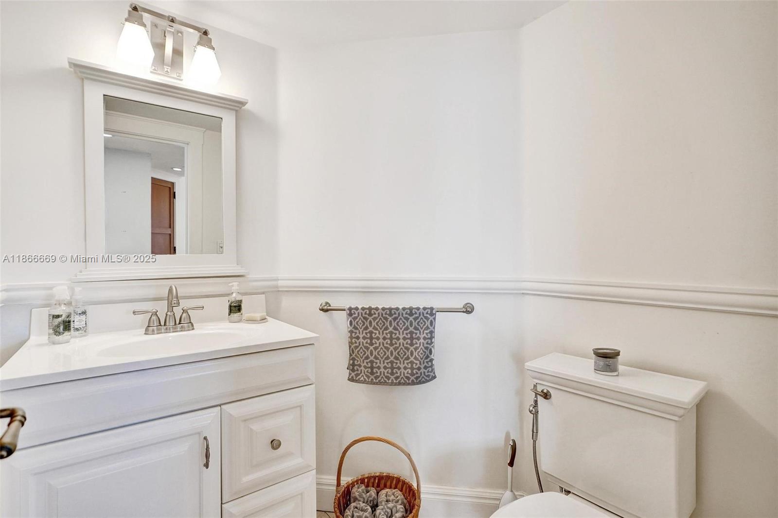 1909 3 / 3 1950 sq. ft. $ 2025-08-27 0 Photo