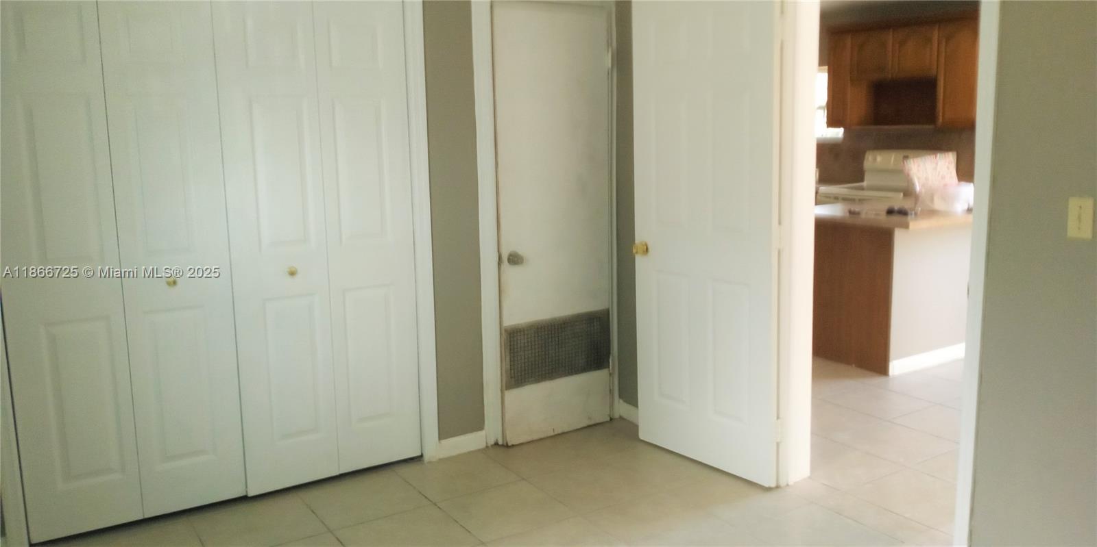   /   sq. ft. $ 2025-08-27 0 Photo