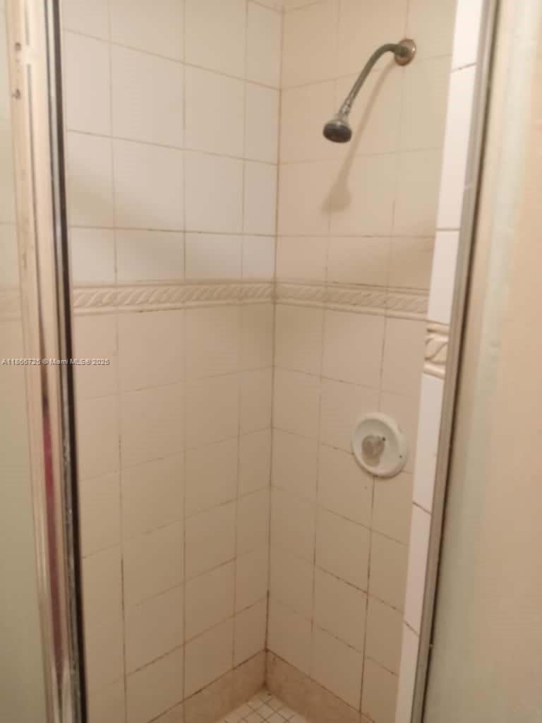   /   sq. ft. $ 2025-08-27 0 Photo